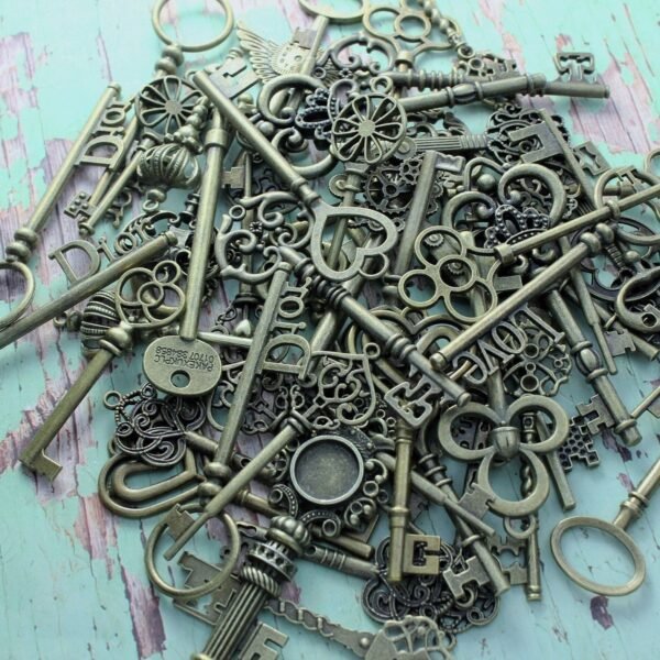 1 lb Antique Brass Skeleton Keys Mix