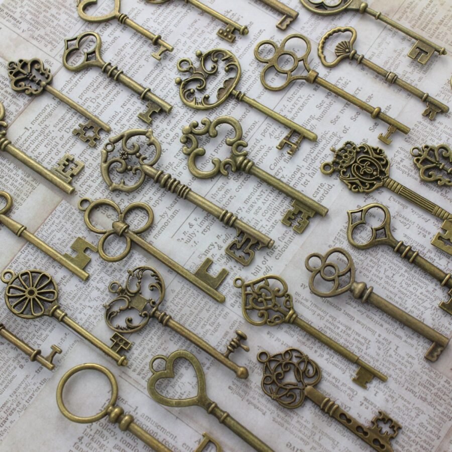 Antiqued Brass Skeleton Key Collection 50pcs