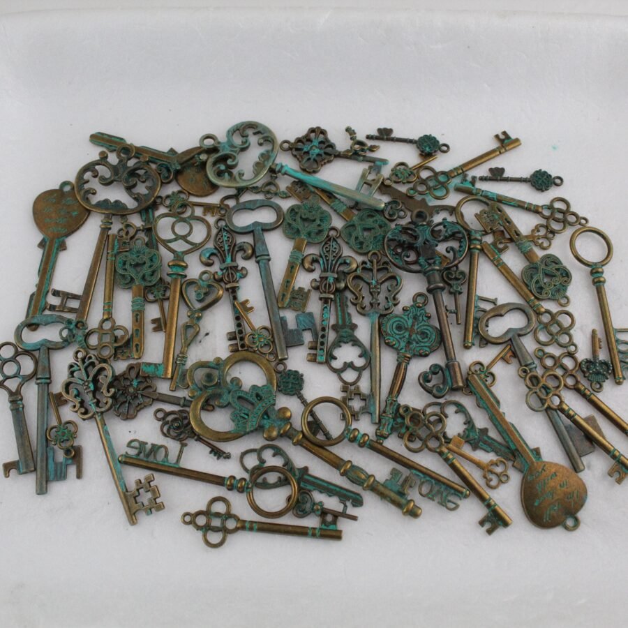 Assorted Antique Brass Skeleton Key Pendant